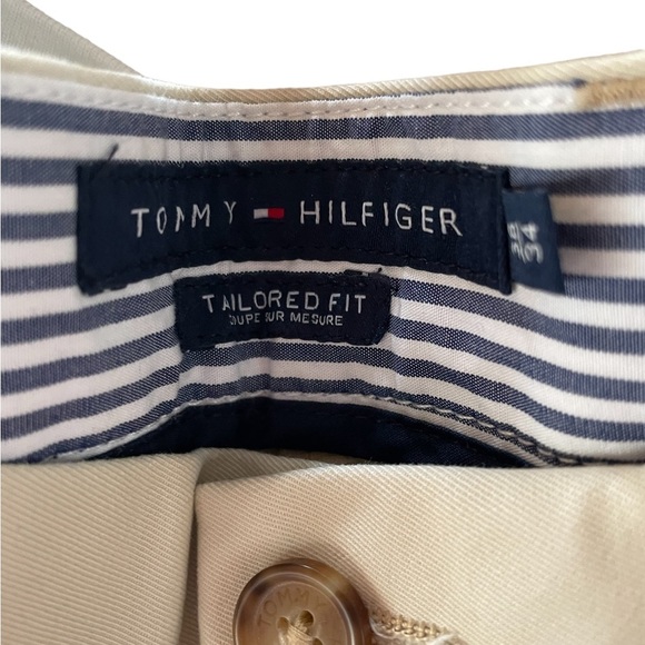 NWT Tommy Hilfiger tailored fit khaki slacks pants size 38x34 - Picture 6 of 7